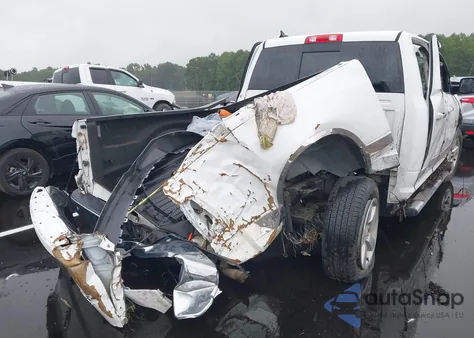 2016 Ram 1500 Big Horn z USA, uszkodzony, nr VIN 1C6RR7LG0GS186787